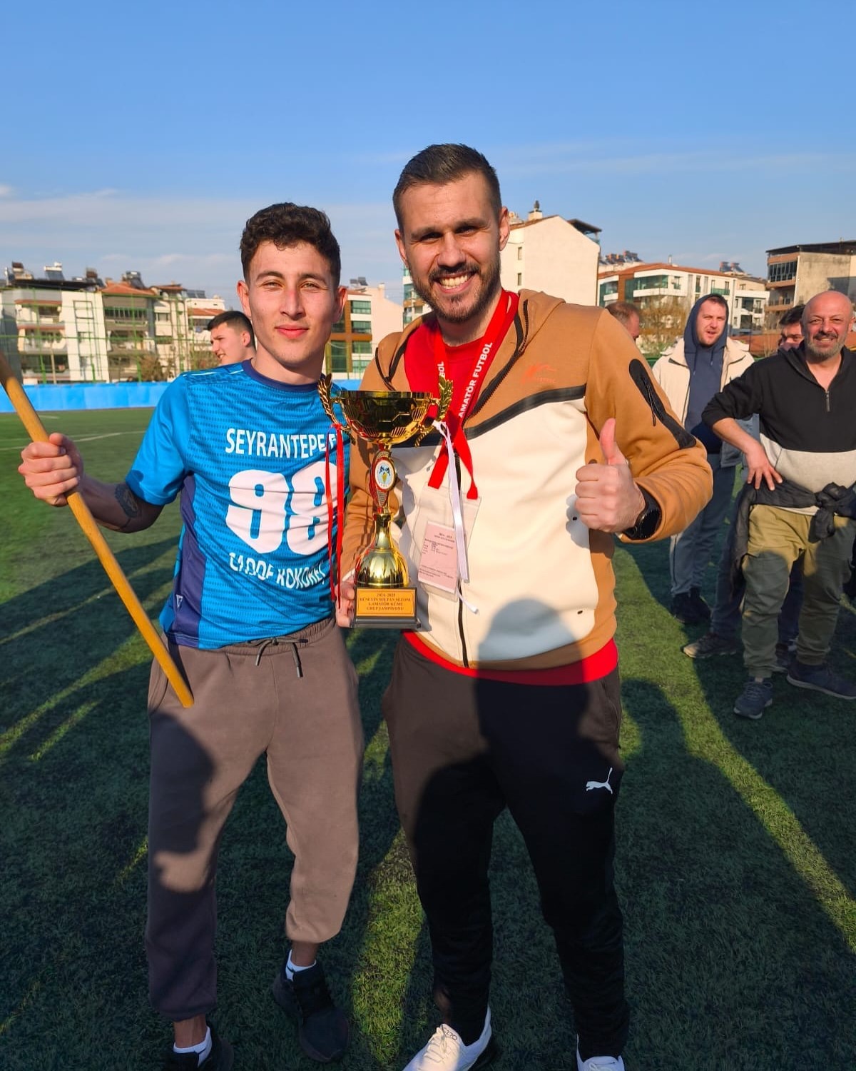 Şampiyon Salihli Seyrantepespor