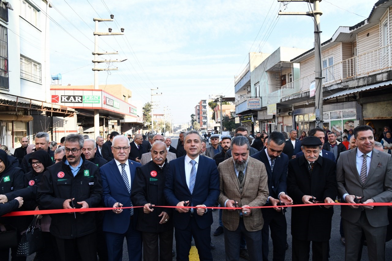 Başkan Çenet: "Osmaniye’mizin yollarına Ferhat olduk"
