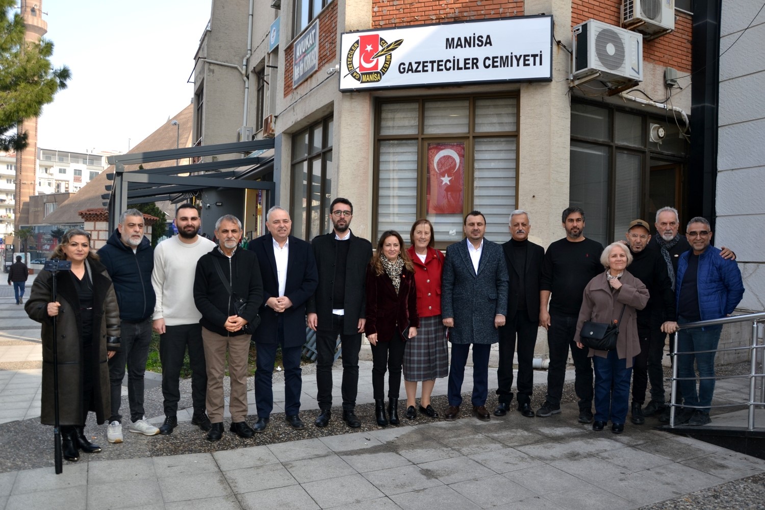 CHP’li vekiller Manisa basınıyla buluştu
