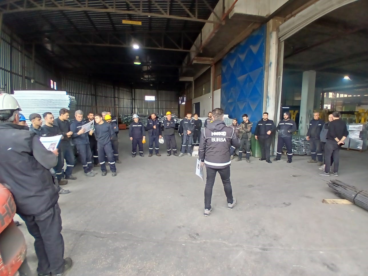 Bursa polisi 5 bin 459 kişiyi bilgilendirdi