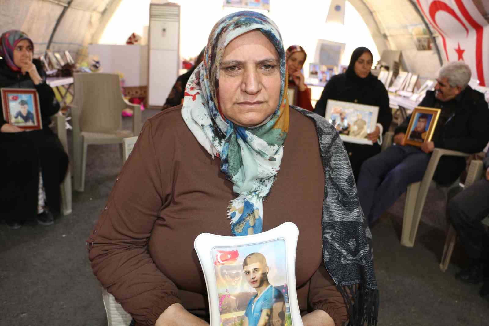 Diyarbakır annelerinin evlat n&ouml;beti devam ediyor
