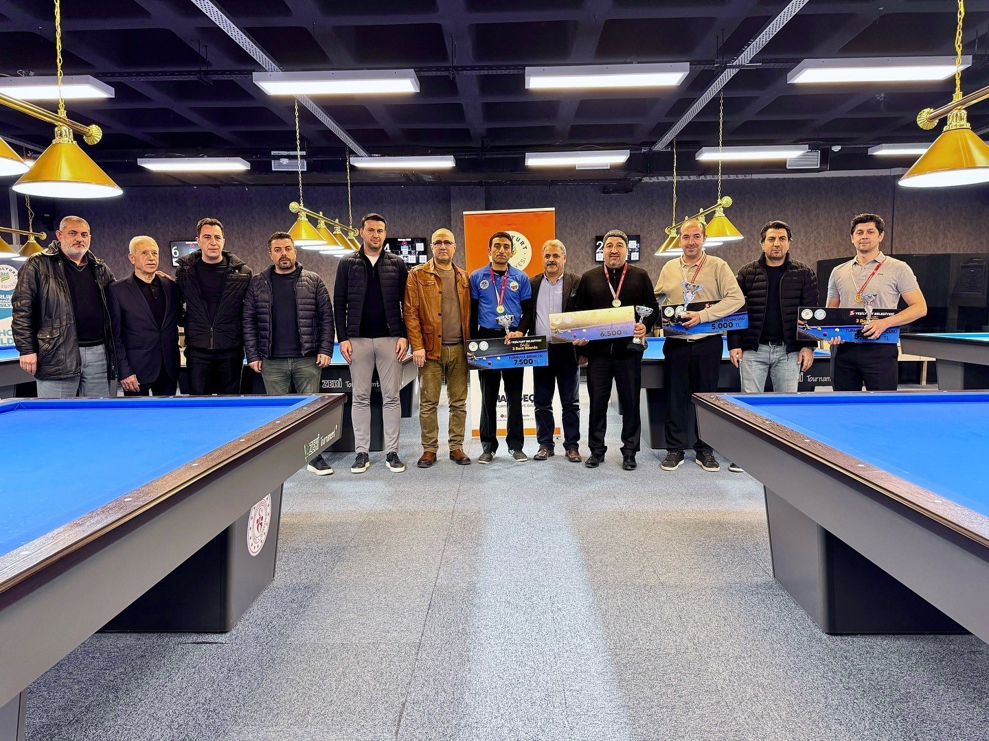 Bilardo tutkunları Yeşilyurt&rsquo;ta buluştu
