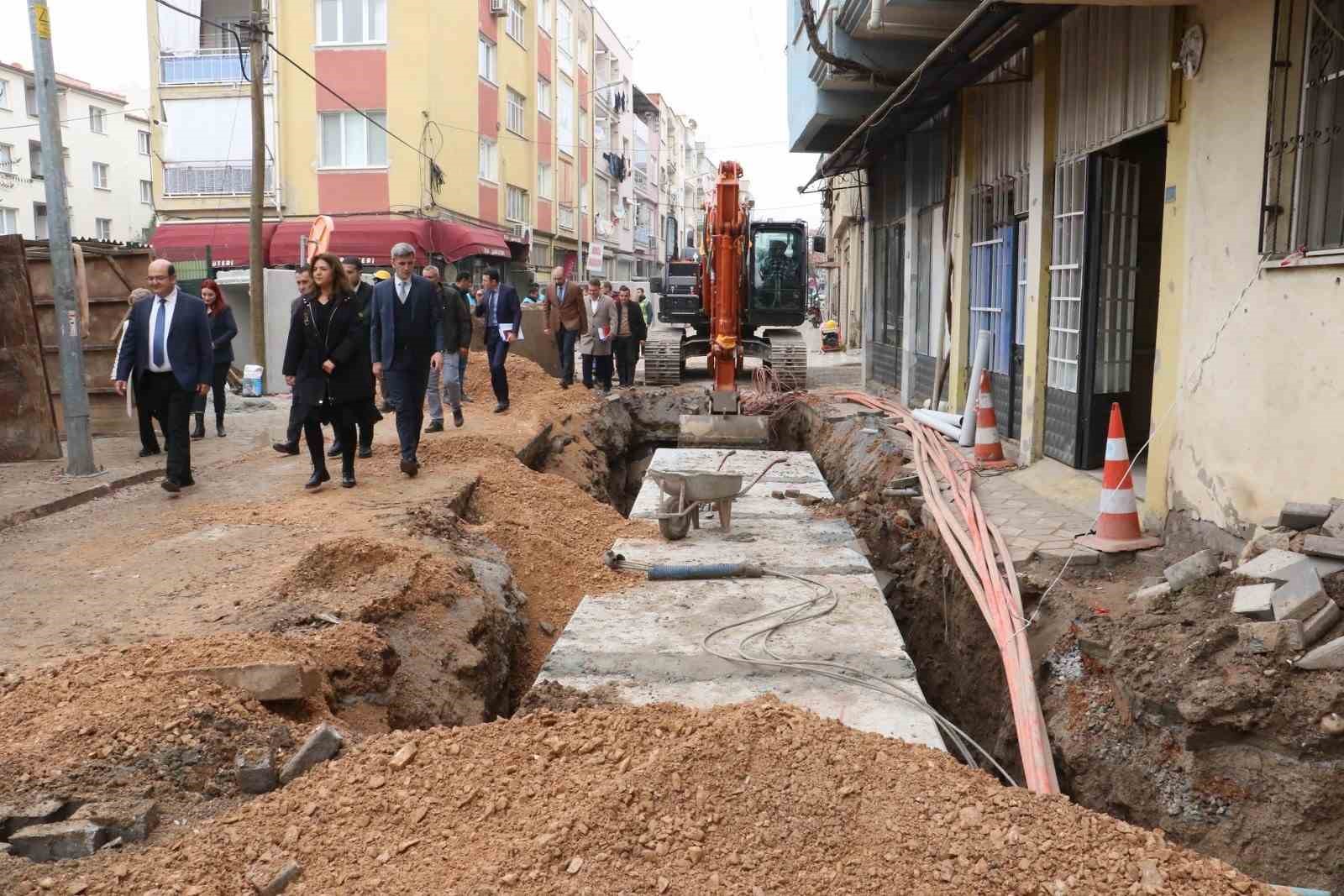 Akhisar&rsquo;ın alt yapı ihtiyacı iş birliği ile &ccedil;&ouml;z&uuml;lecek
