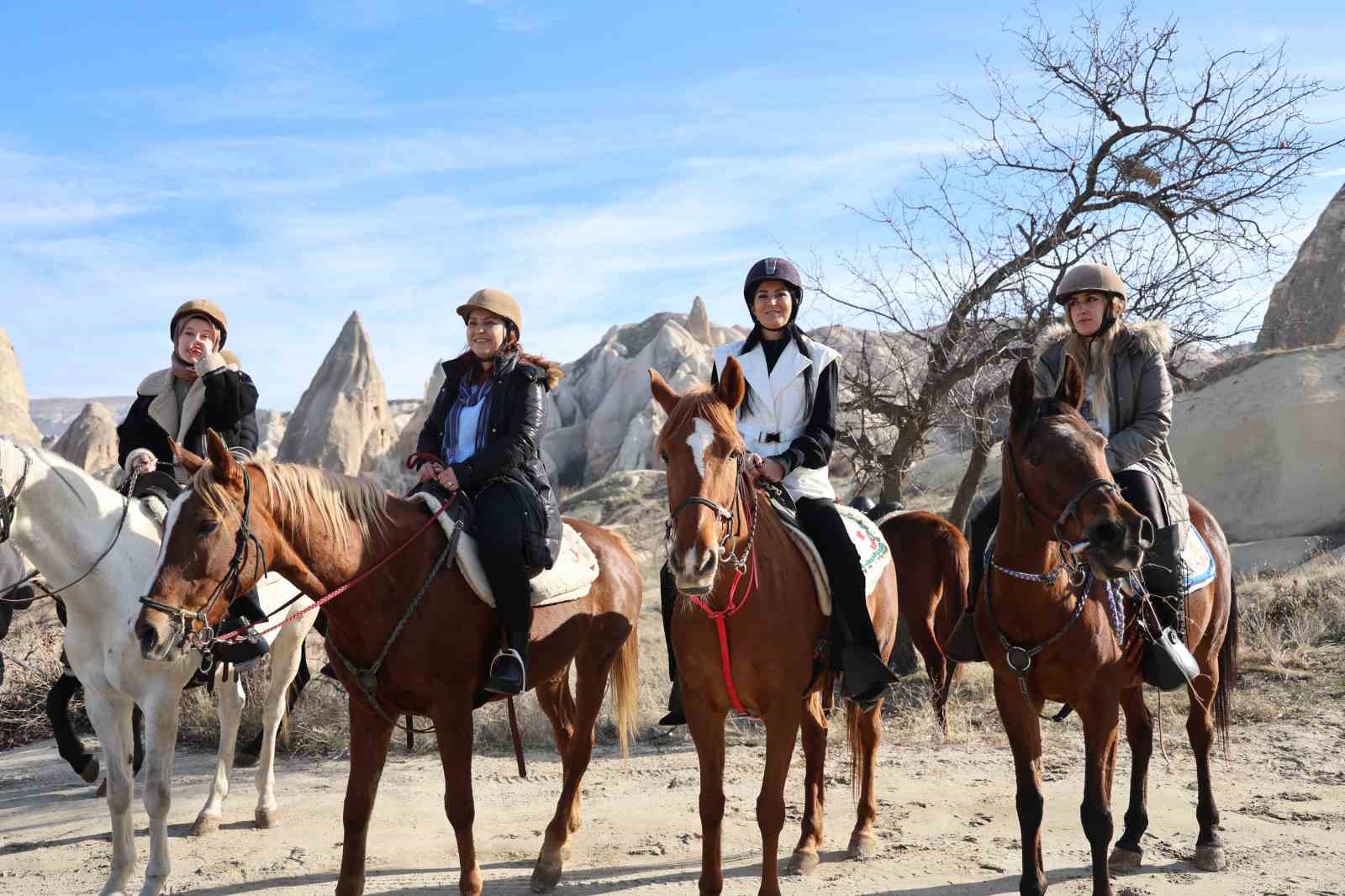 Kapadokya&rsquo;da at turlarına ilgi artıyor
