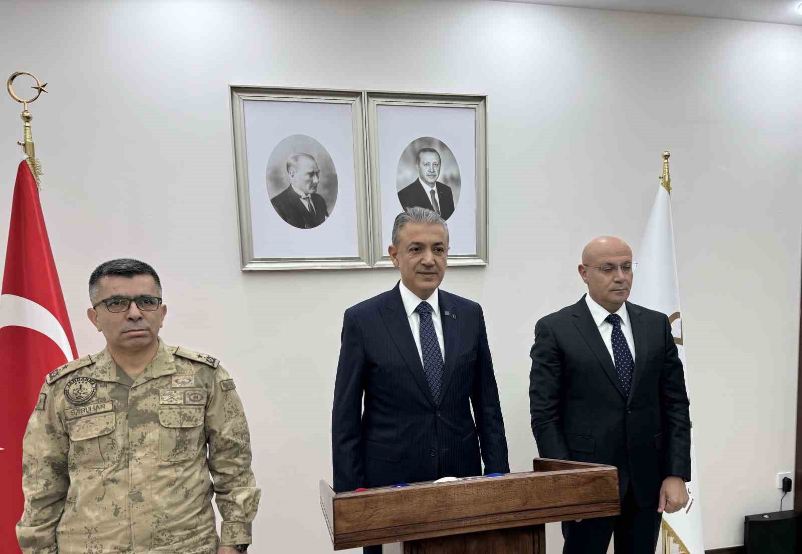 Vali Akkoyun: "Ter&ouml;r &ouml;rg&uuml;tlerine y&ouml;nelik toplam 16 operasyon d&uuml;zenlendi"
