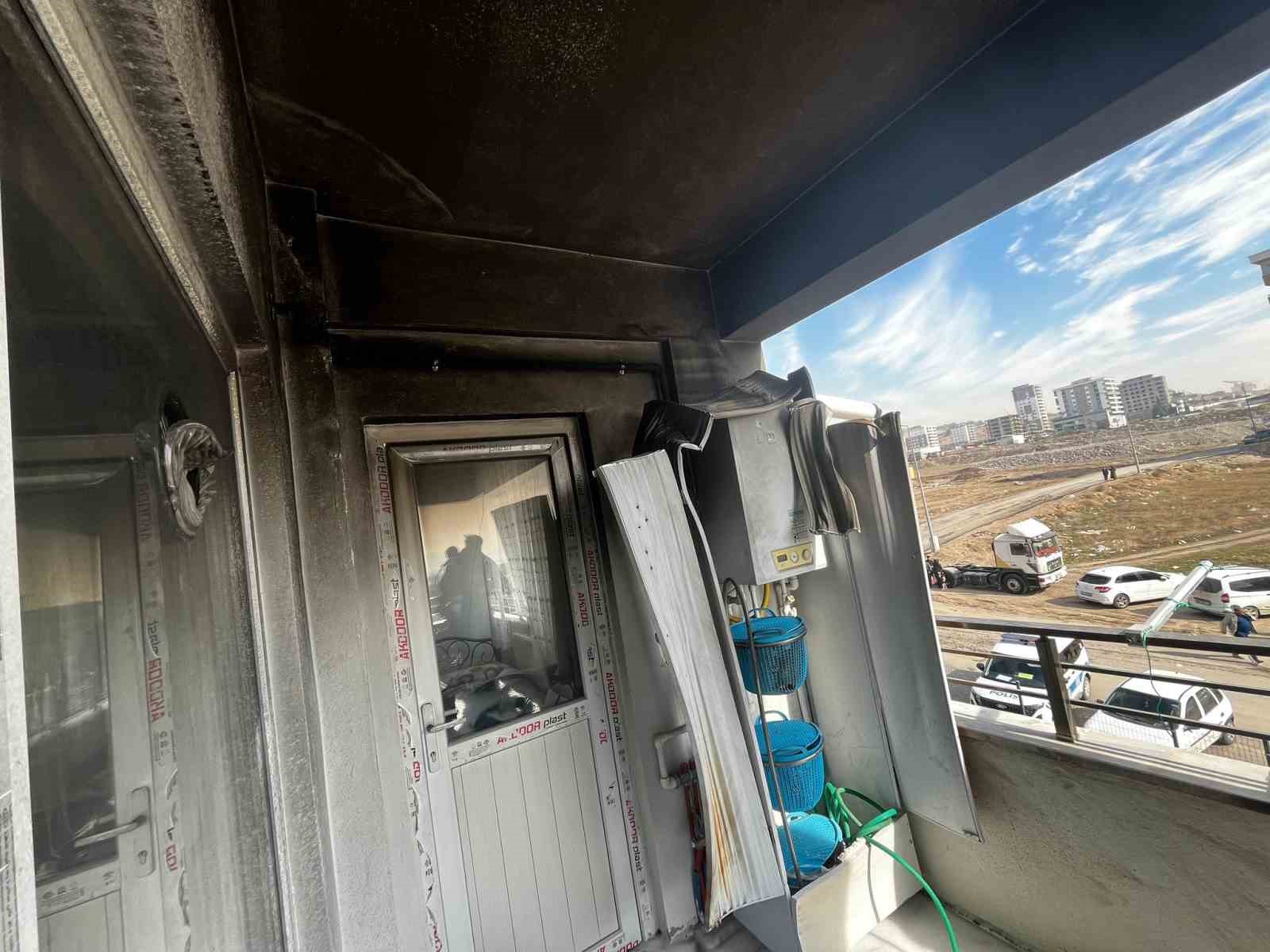 Kahramanmaraş’ta ikamet yangını