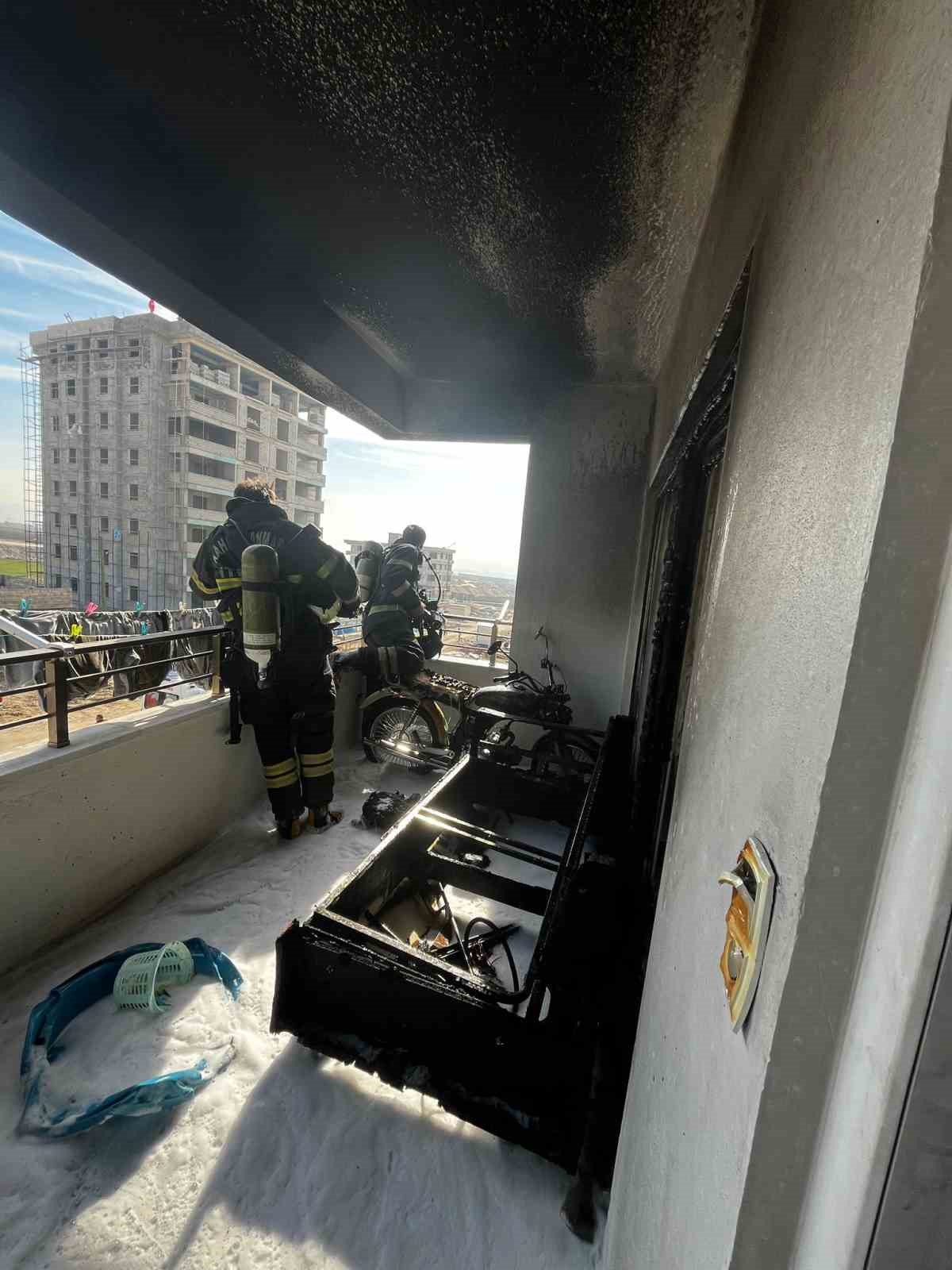 Kahramanmaraş&rsquo;ta ikamet yangını
