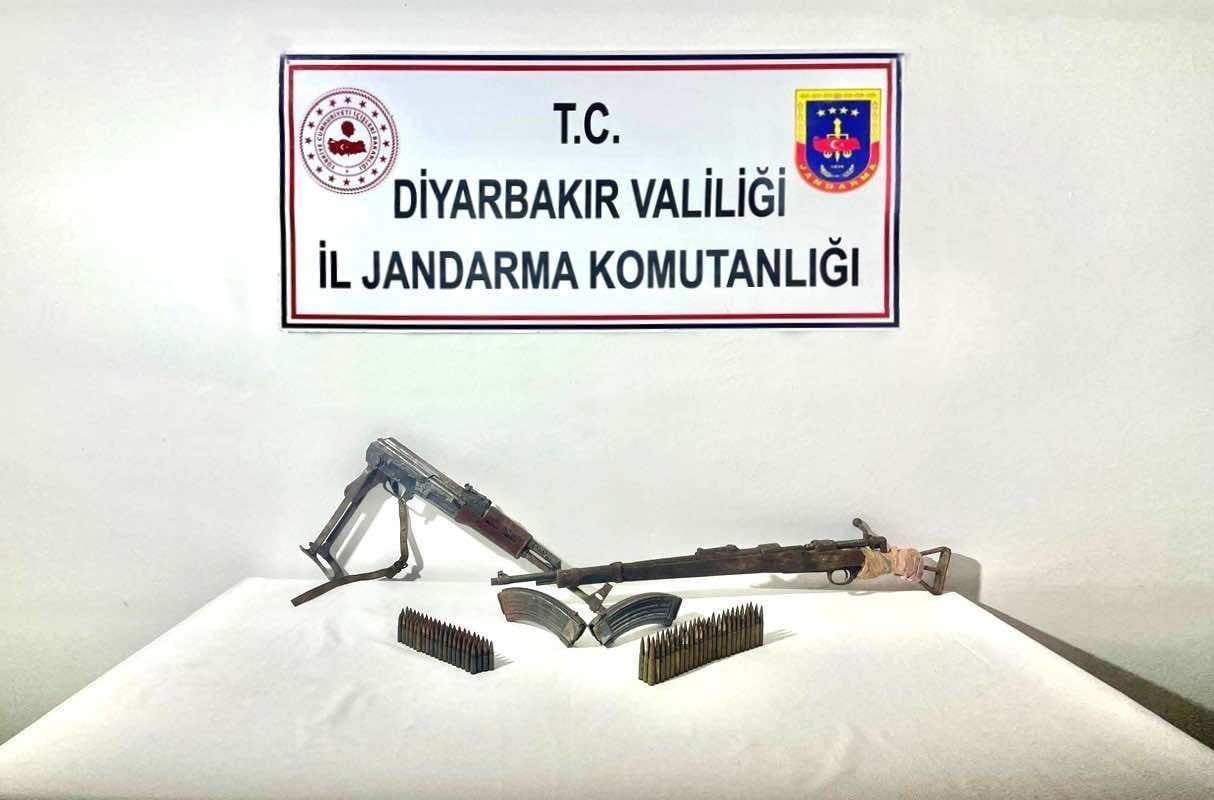 Diyarbakır’da 2 adet ruhsatsız uzun namlulu silah ele geçirildi