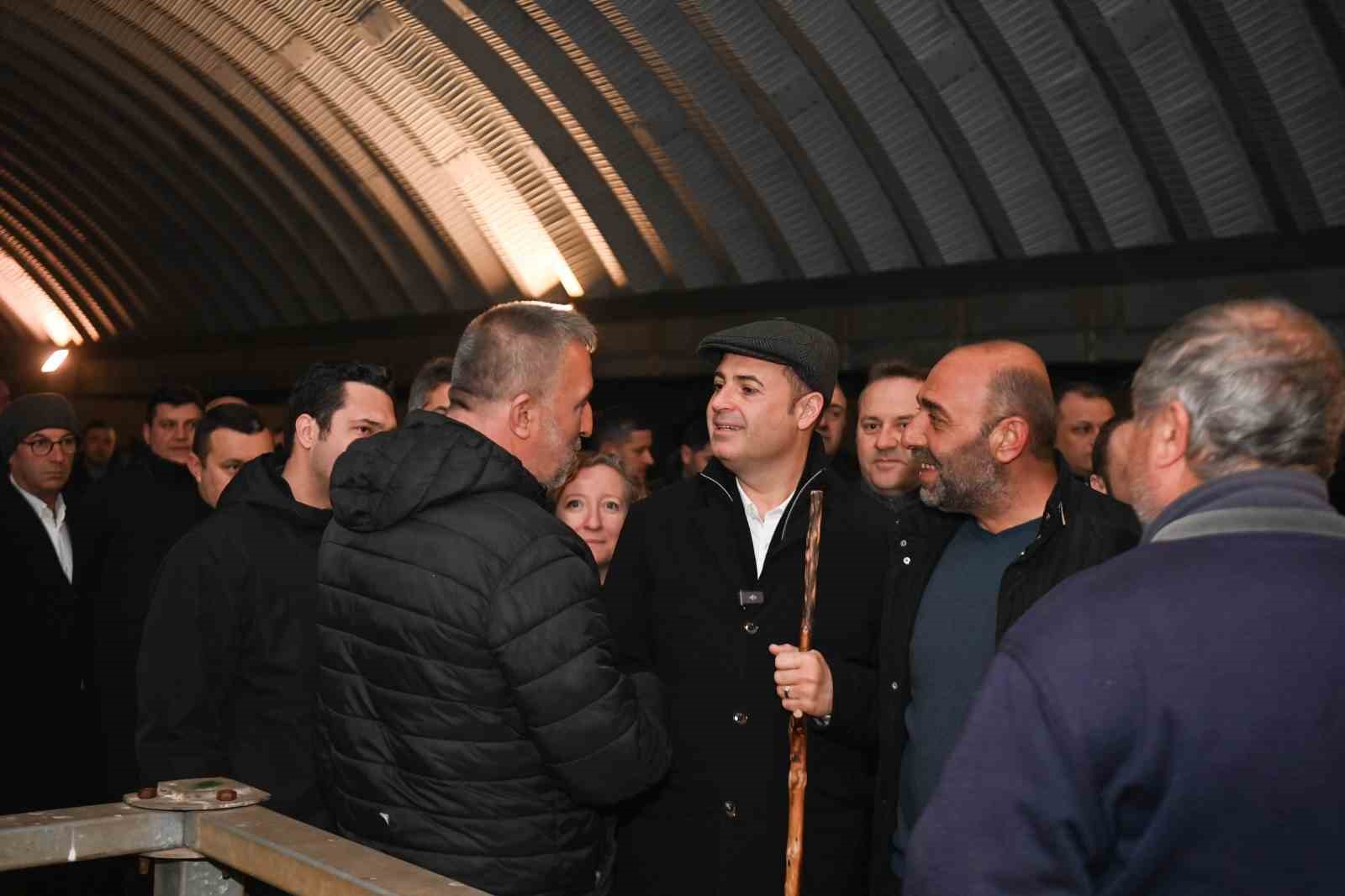 Başkan Akın, haftaya hayvan pazarı ziyaretiyle başladı
