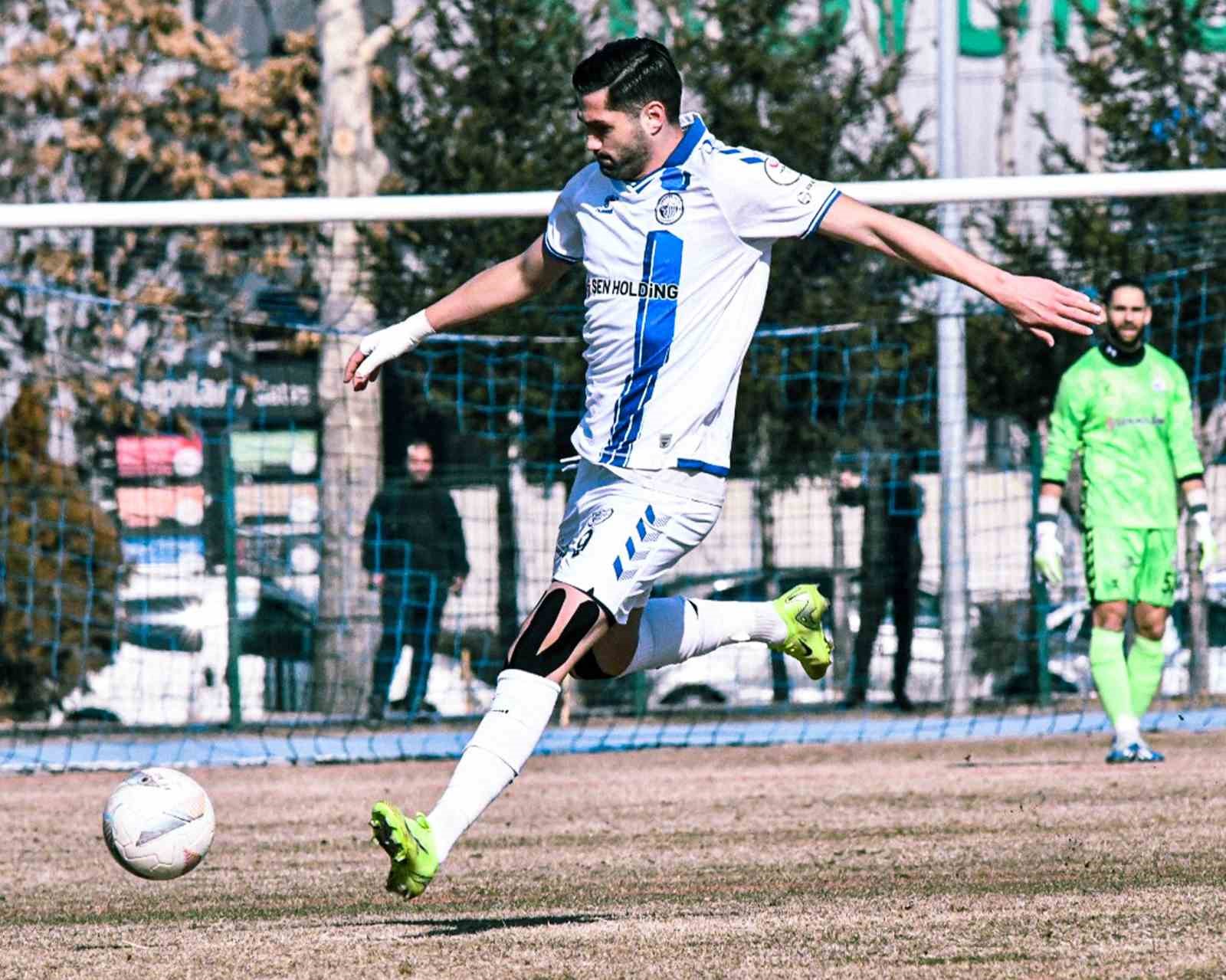 Erciyes 38 FK’da galibiyet hasreti büyüyor