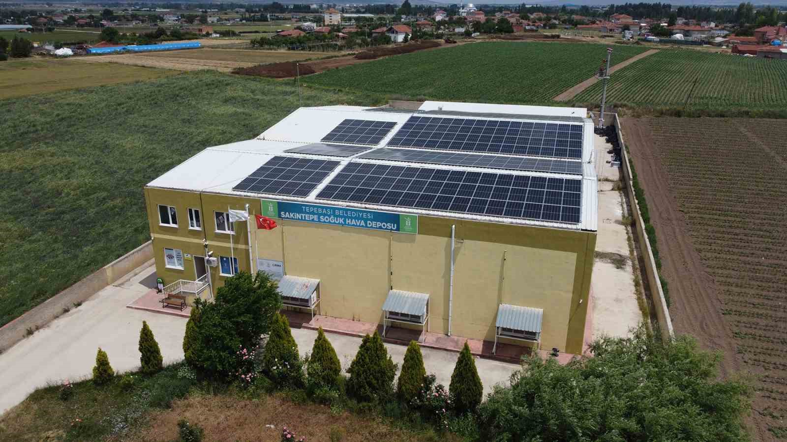 &Uuml;retici mahsulleri Sakintepe Soğuk Hava Deposu&rsquo;nda g&uuml;venle saklanıyor
