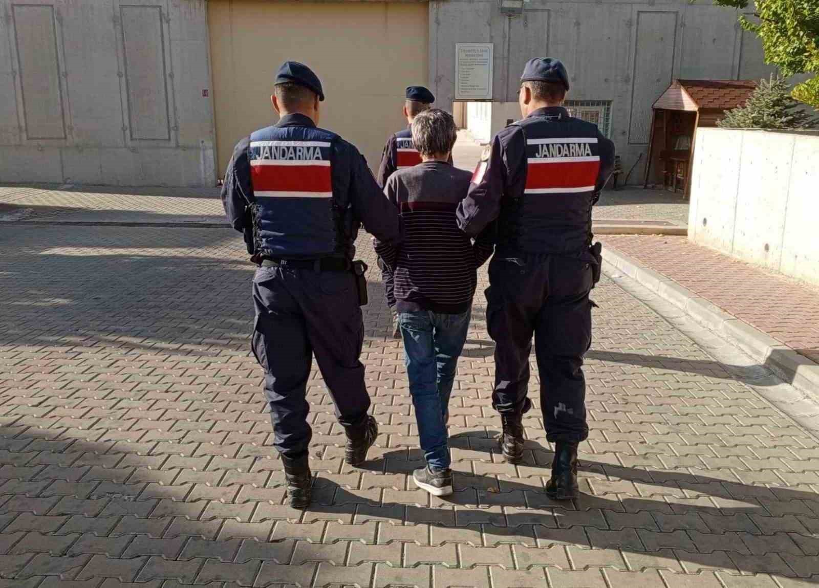 Hapis cezası bulunan 24 şahıs yakalandı