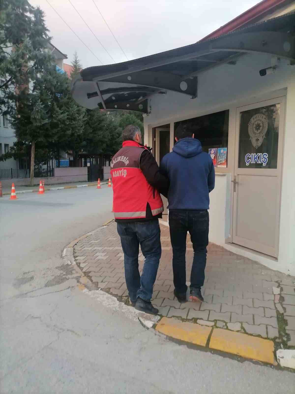 Balıkesir’de kaçak hükümlü yakalandı