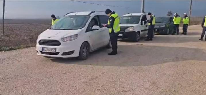 Bilecik&rsquo;te aranması olan 6 şahıs kıskıvrak yakalandı
