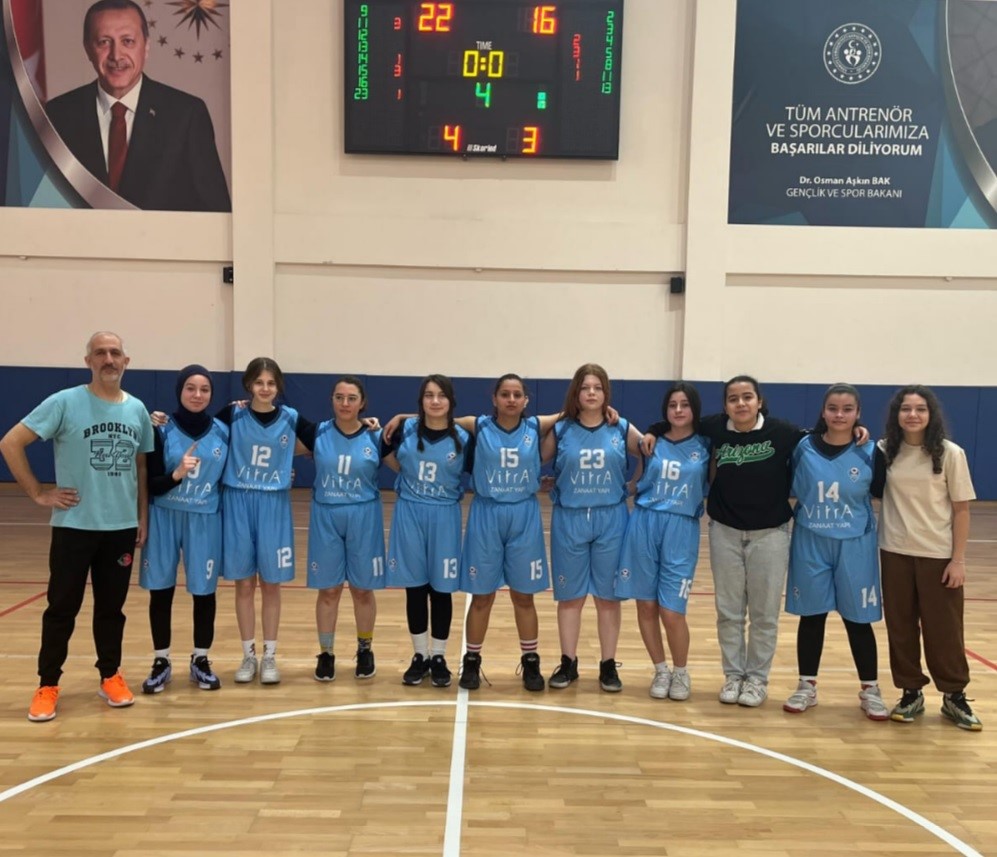 Tavşanlı Çınar Spor Kulübü U18 Kız Basketbol takımı Kütahya il ikincisi oldu