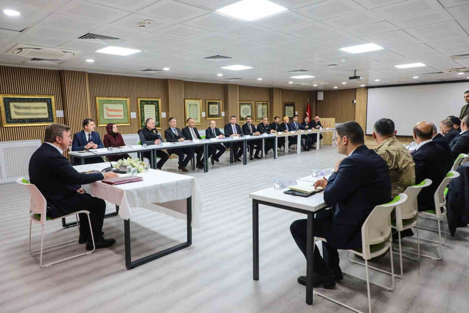 Erzincan’da devam eden ve yapılması planlanan projeler masaya yatırıldı