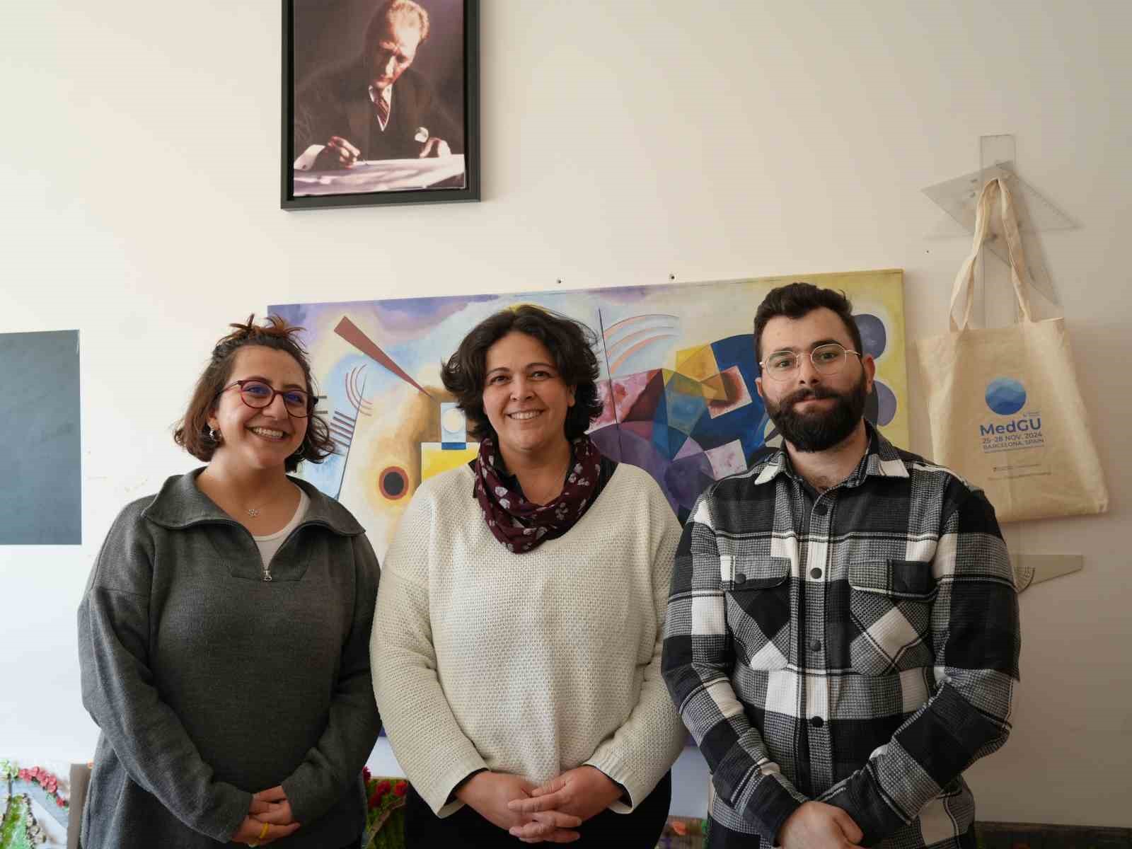 &Uuml;niversite &ouml;ğrencileri, &ccedil;alıştayda dinlediklerinden etkilenerek engelliler i&ccedil;in engelsiz park tasarladı
