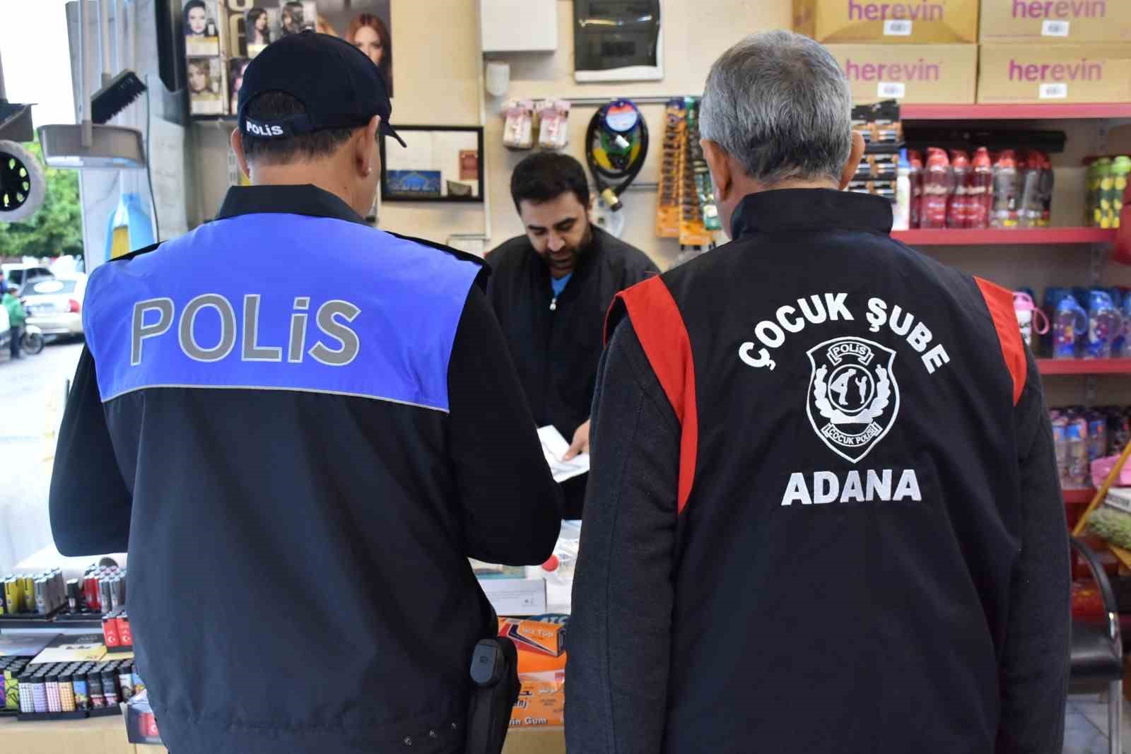Adana&rsquo;da sokaklarda &ccedil;ocukların ve gen&ccedil;lerin korunmasına y&ouml;nelik denetim yapıldı
