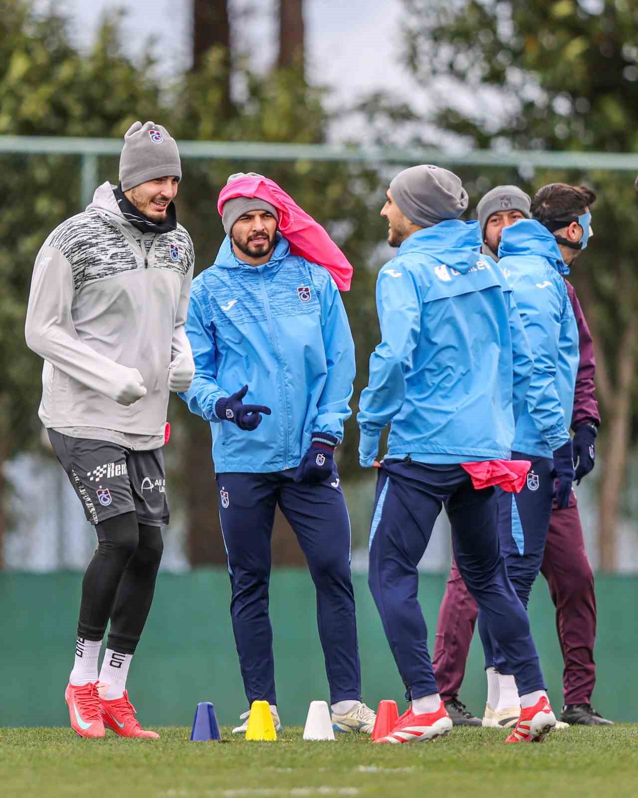 Trabzonspor&rsquo;da Uğurcan &Ccedil;akır s&uuml;rprizi
