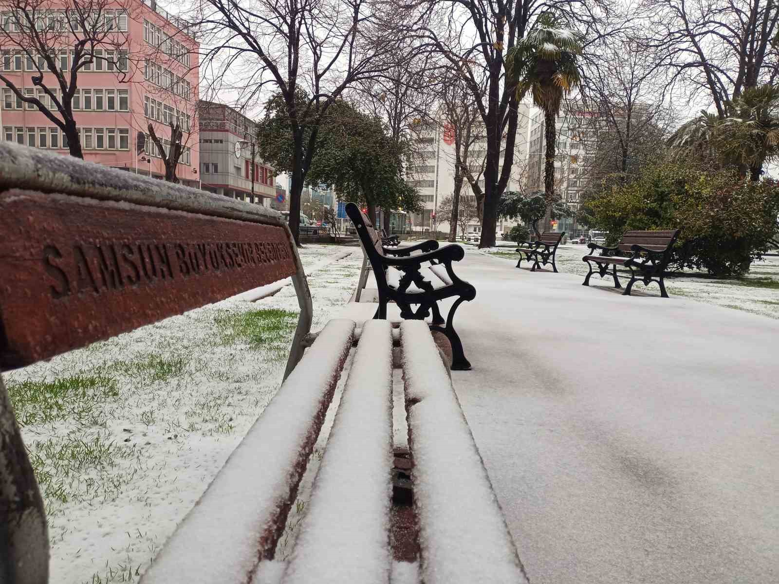 Samsun’da yoğun kar yağışı