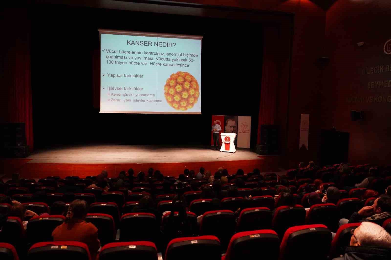 Bilecik&rsquo;te &lsquo;&Uuml;rolojik Kanserler&rsquo; konferansı d&uuml;zenlendi

