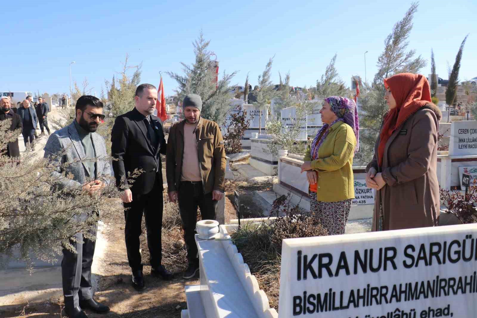 Karademir: "Asrın felaketinin altından asrın dayanışmasıyla kalkacağız"