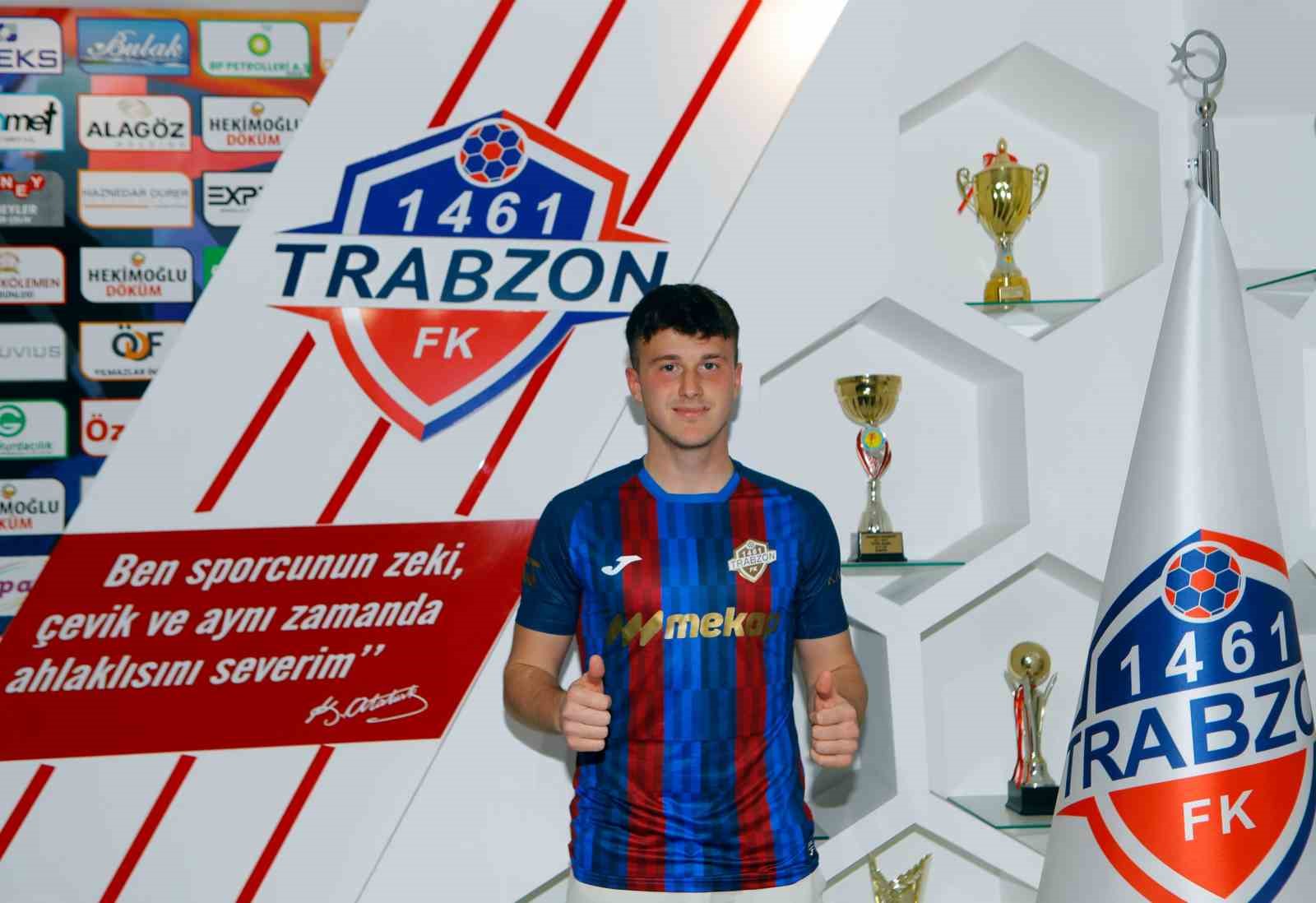 Fatih Tekke&rsquo;nin oğlu 1461 Trabzon&rsquo;a imza attı
