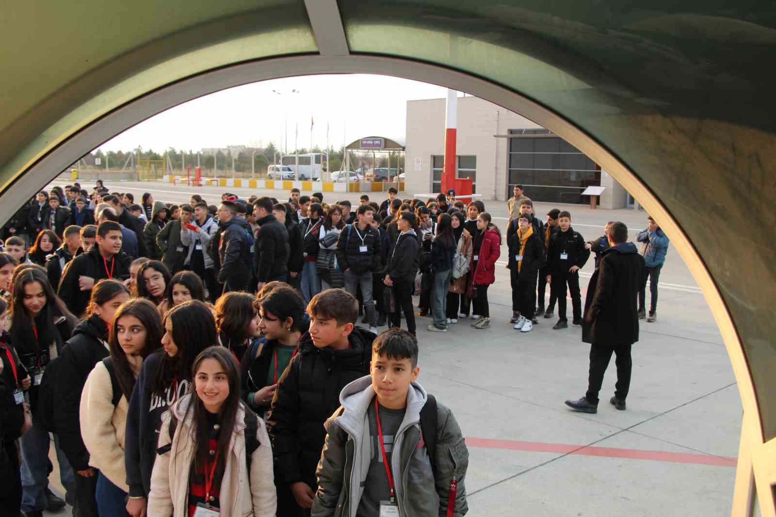 Şırnak’ta 172 öğrenci Çanakkale gezisine gönderildi
