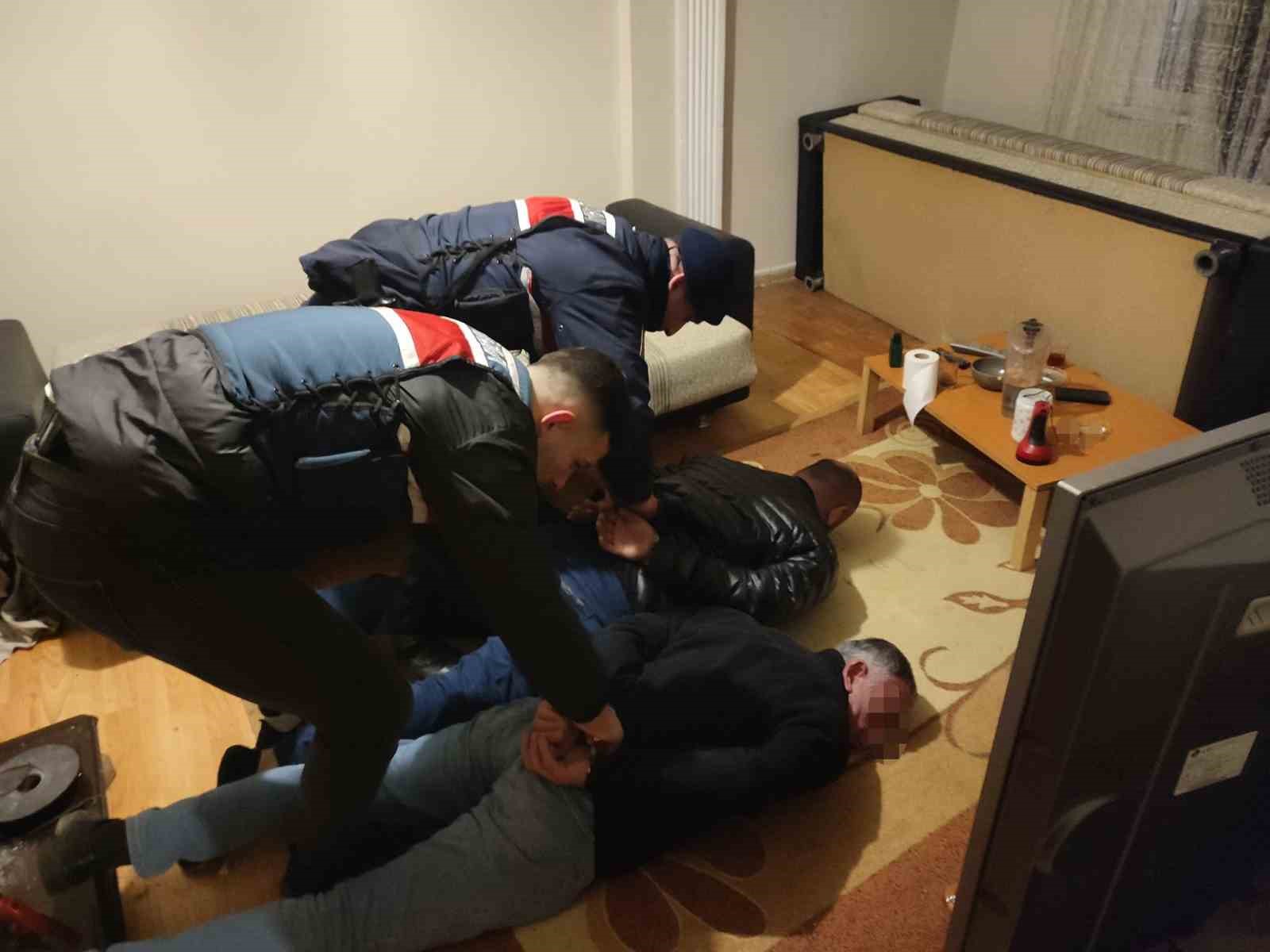 Tekirdağ’da silahlı gaspçılara şafak operasyonu: 2 şüpheli yakalandı