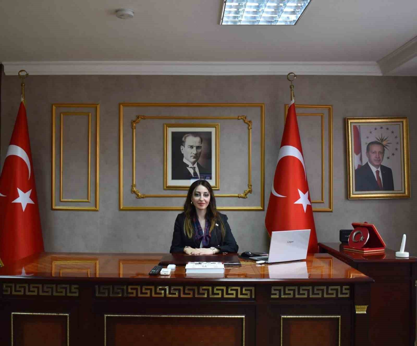 Evren Kaymakamı Nesrin Uygun g&ouml;reve başladı
