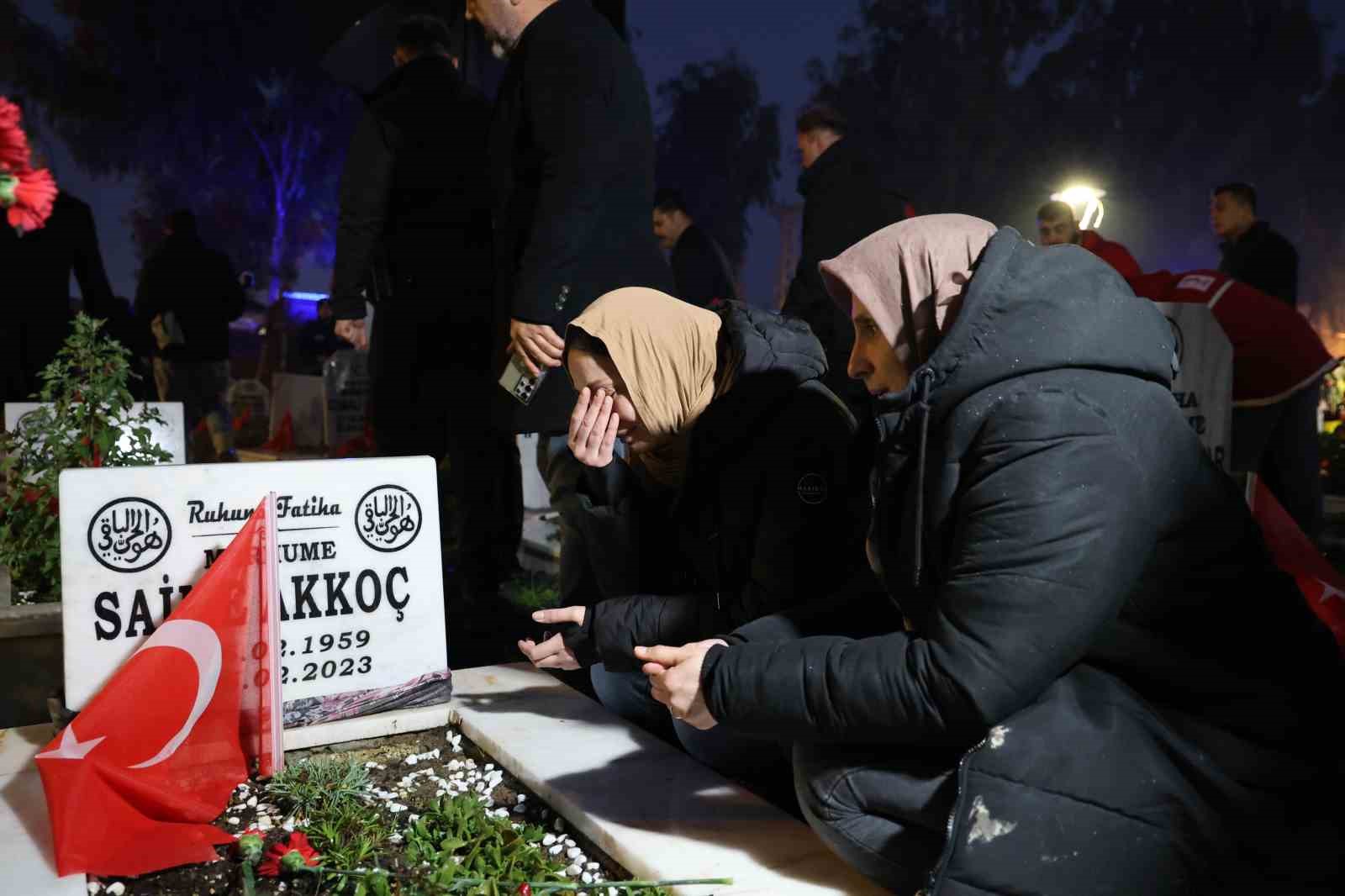 Almanya’dan Hatay’a ziyarete geldiler, dönmelerine 2 gün kala depremde hayatlarını kaybettiler