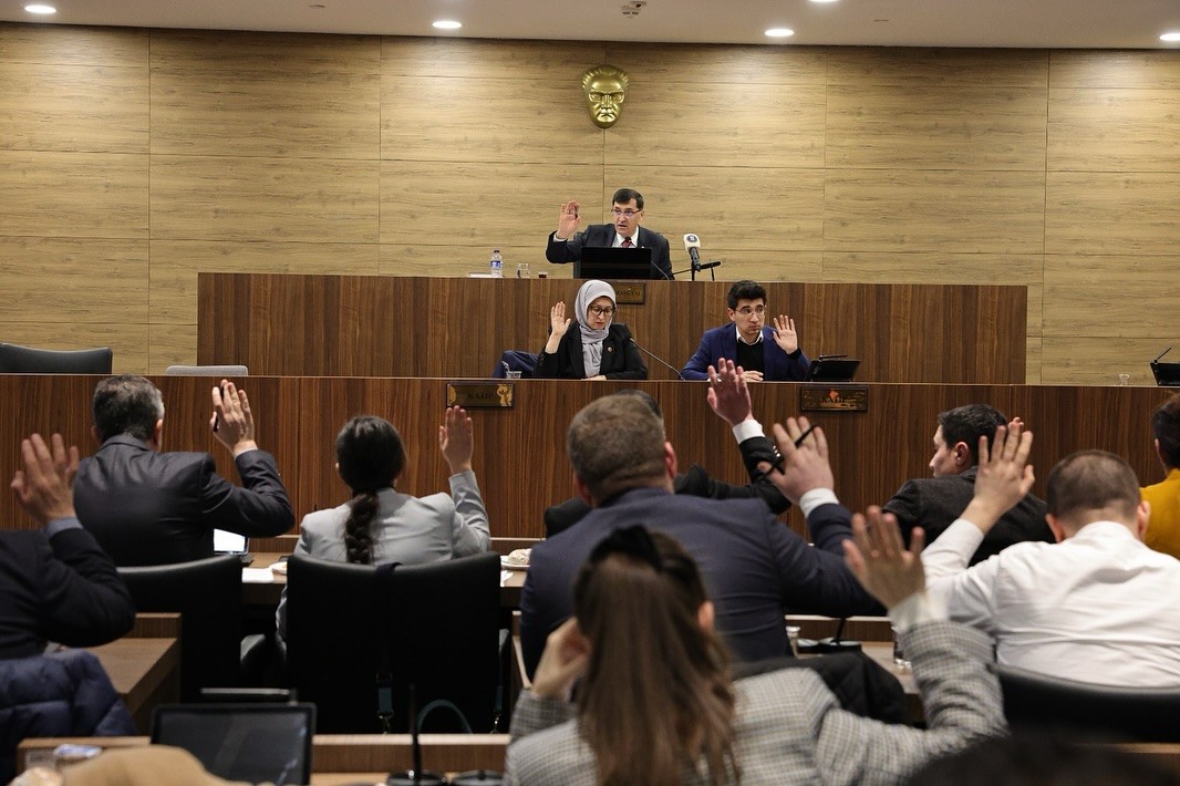Kütahya Belediye Meclisi’nde gündem maddeleri görüşülerek karara bağlandı