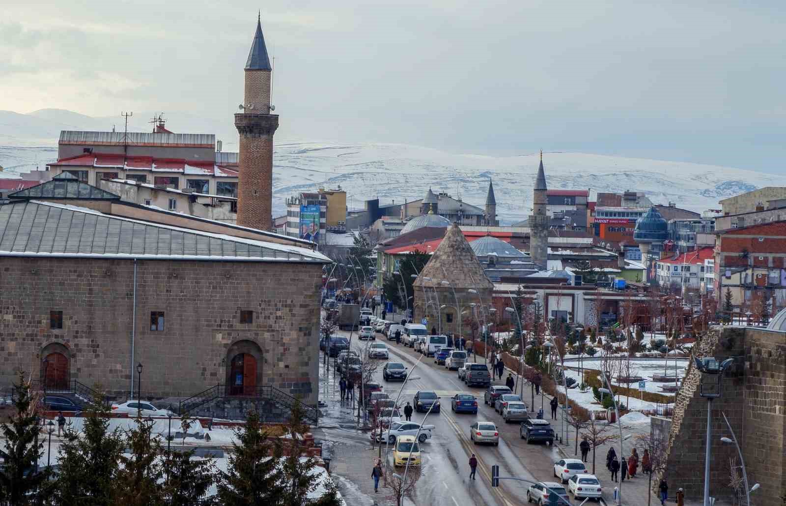 Erzurum’un nüfusu 745 bin oldu