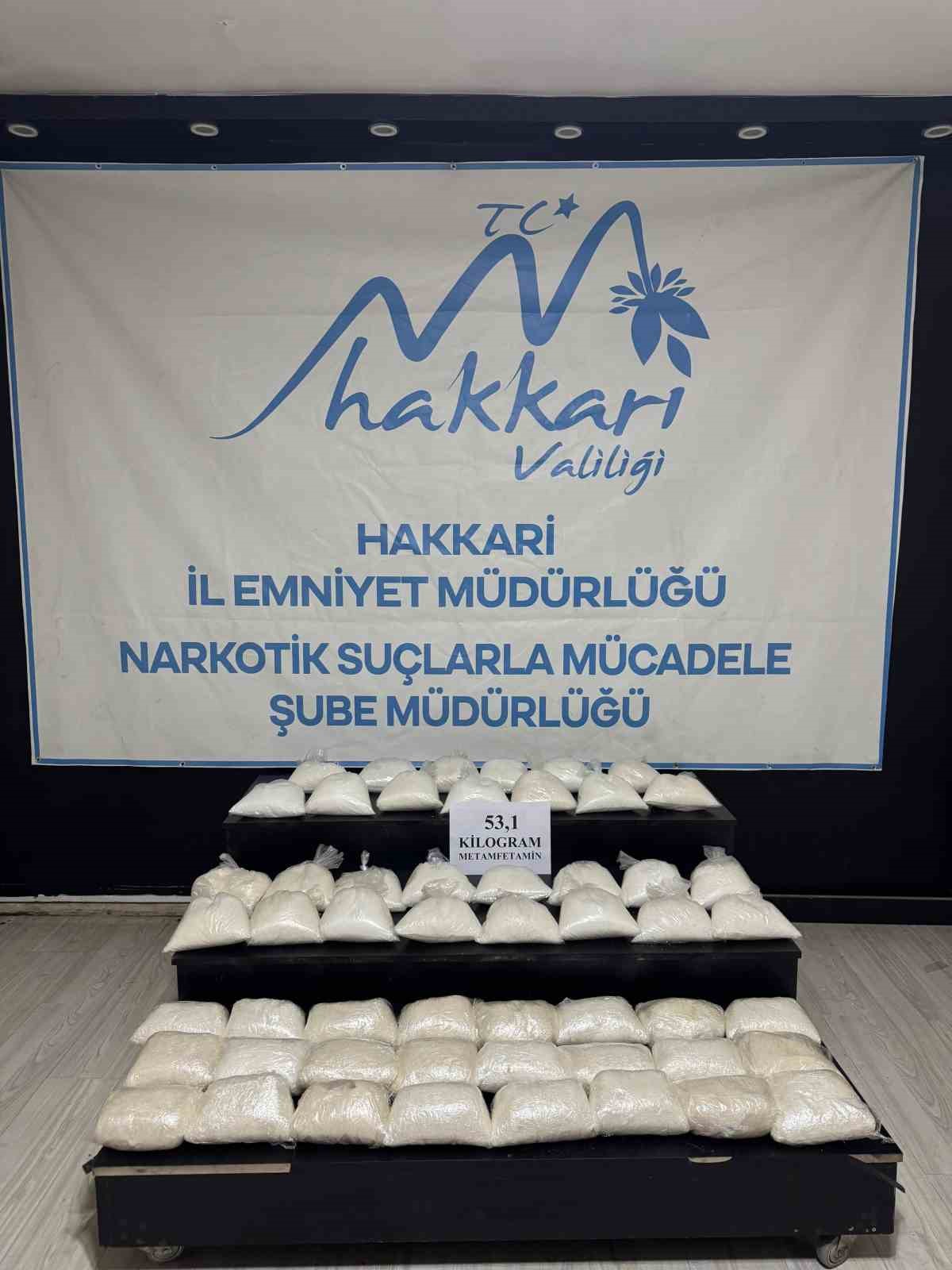Hakkari’de 65 kilogram metamfetamin ele geçirildi