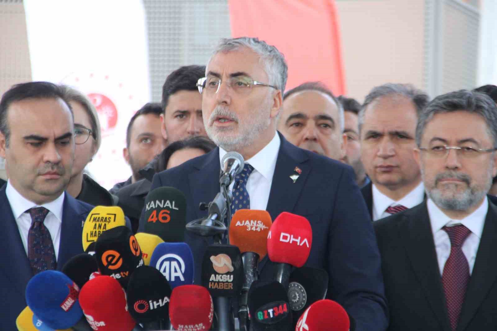 Bakan Işıkhan: "İşçi sayısı, deprem öncesi işçi sigortalı sayısının üstüne çıktı"