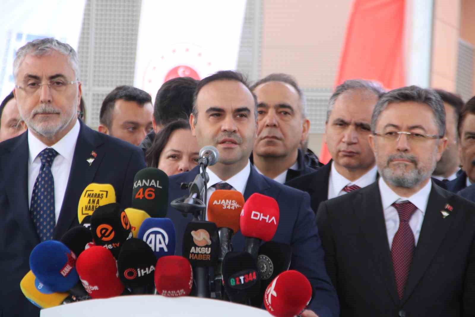 Bakan Kacır: "Deprem bölgemizde bin 600 yeni işyerinin daha imarını gerçekleştireceğiz"