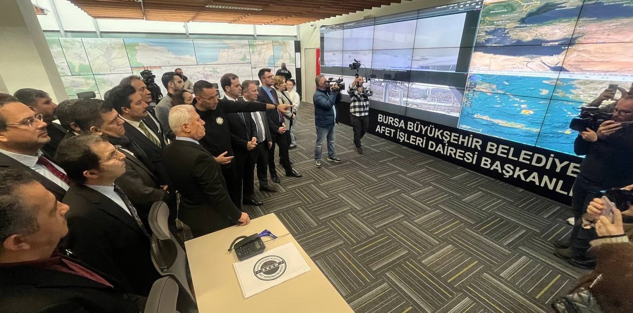 Bursa Büyükşehir Afet Koordinasyon Merkezi hizmete açıldı