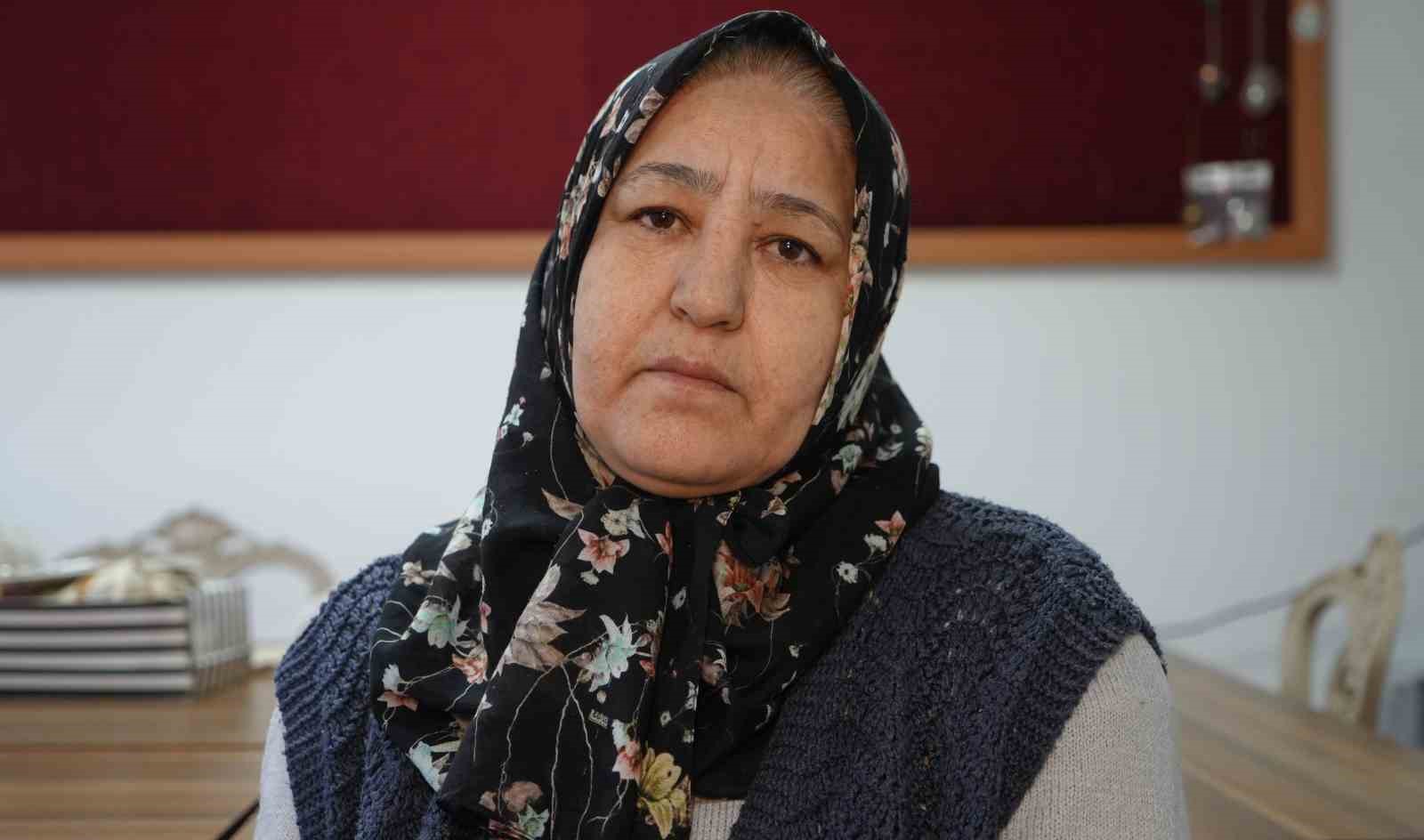 Depremzede kadınların asrın felaketinden geriye kalan acı hatıraları: Devlet desteği ile g&uuml;&ccedil; buluyorlar
