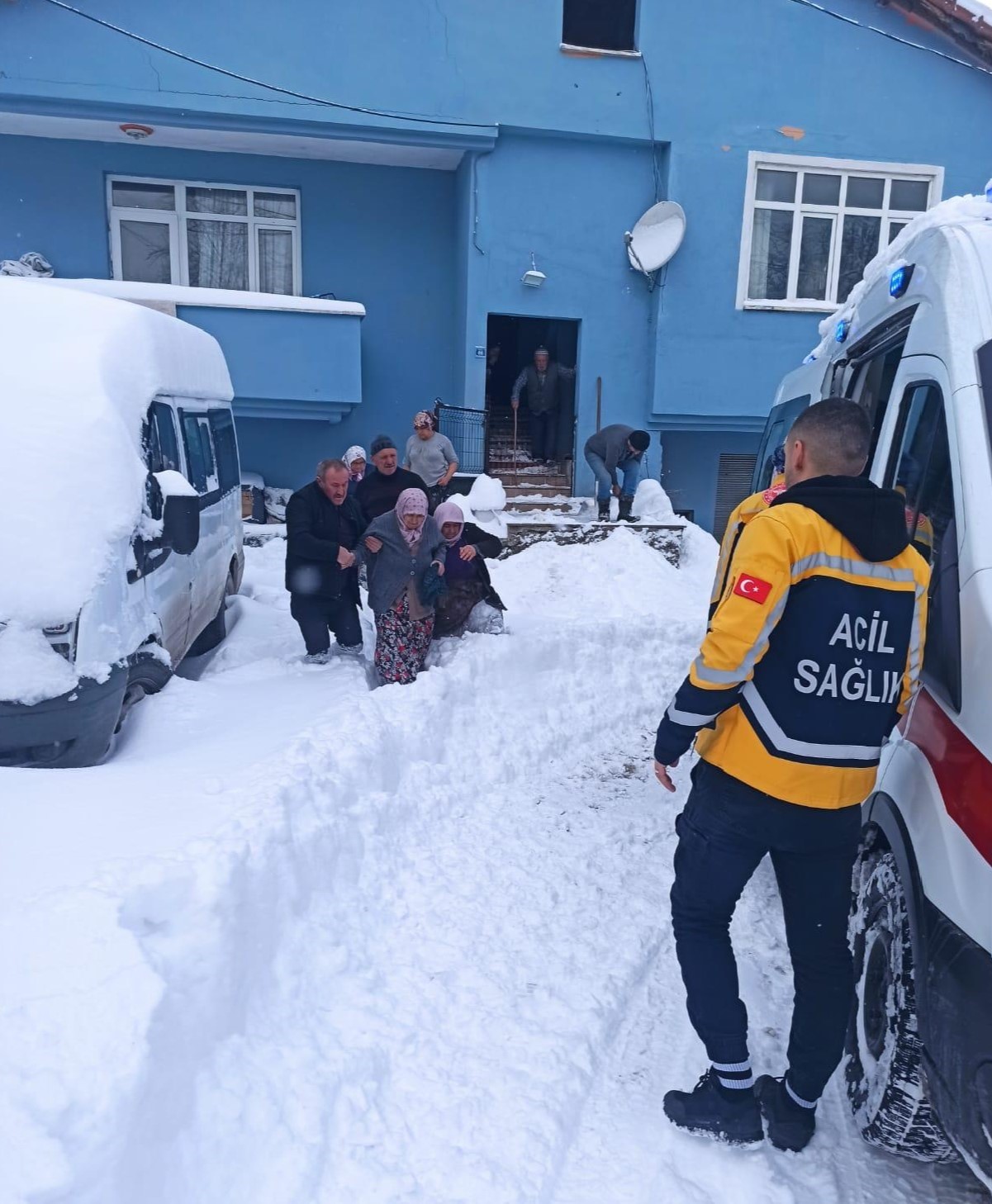 Ordu&rsquo;nun y&uuml;ksek kesimlerinde kar kalınlığı 60 santimetreye ulaştı
