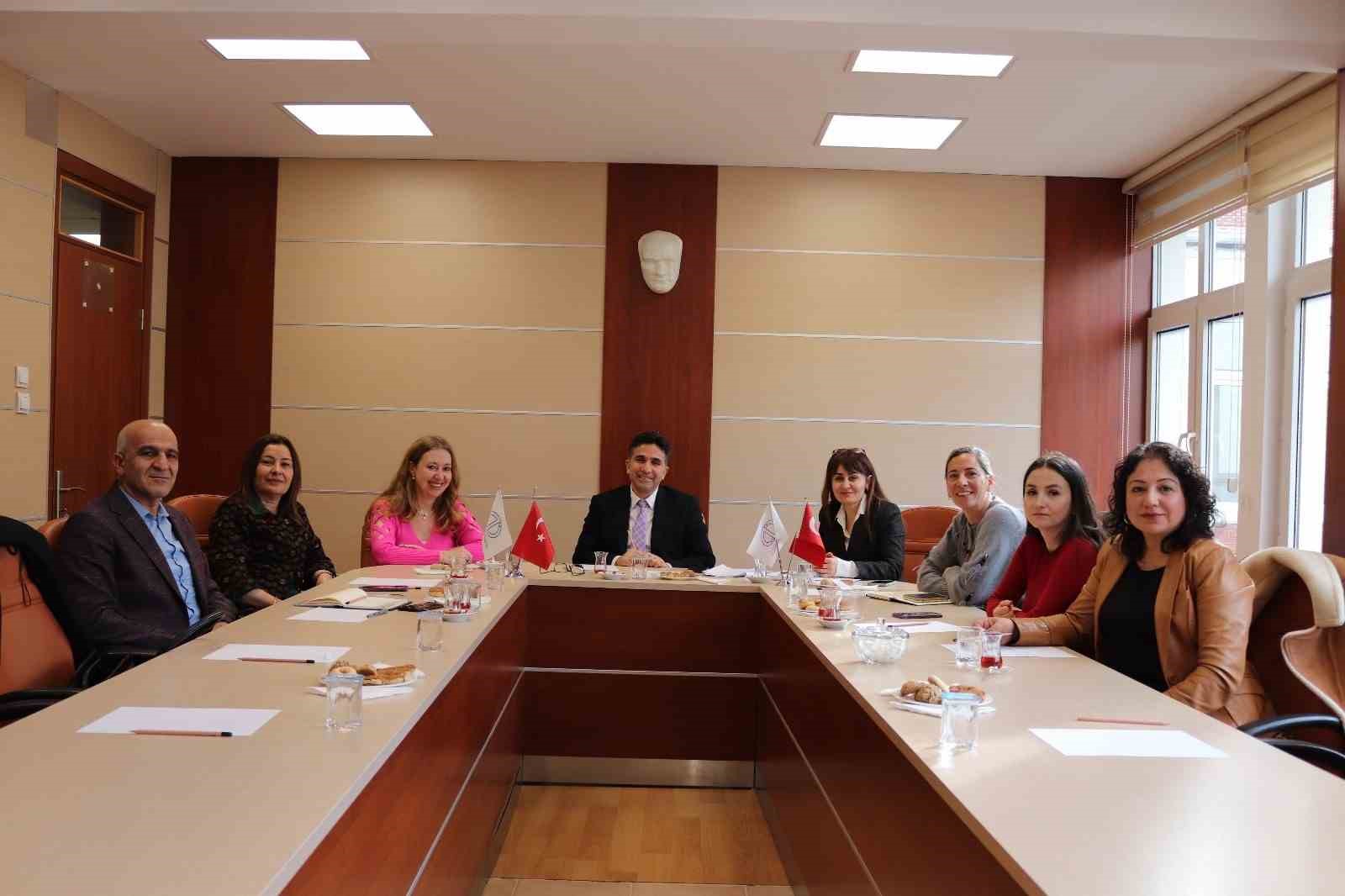 Anadolu Üniversitesi’nden öğretmen yetiştirme süreçlerinin geliştirilmesine yönelik koordinasyon toplantısı