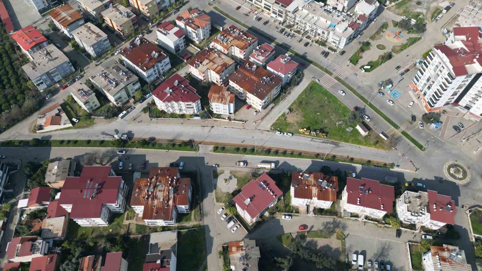 Başkan Çerçioğlu Nazilli’nin yollarını yeniliyor
