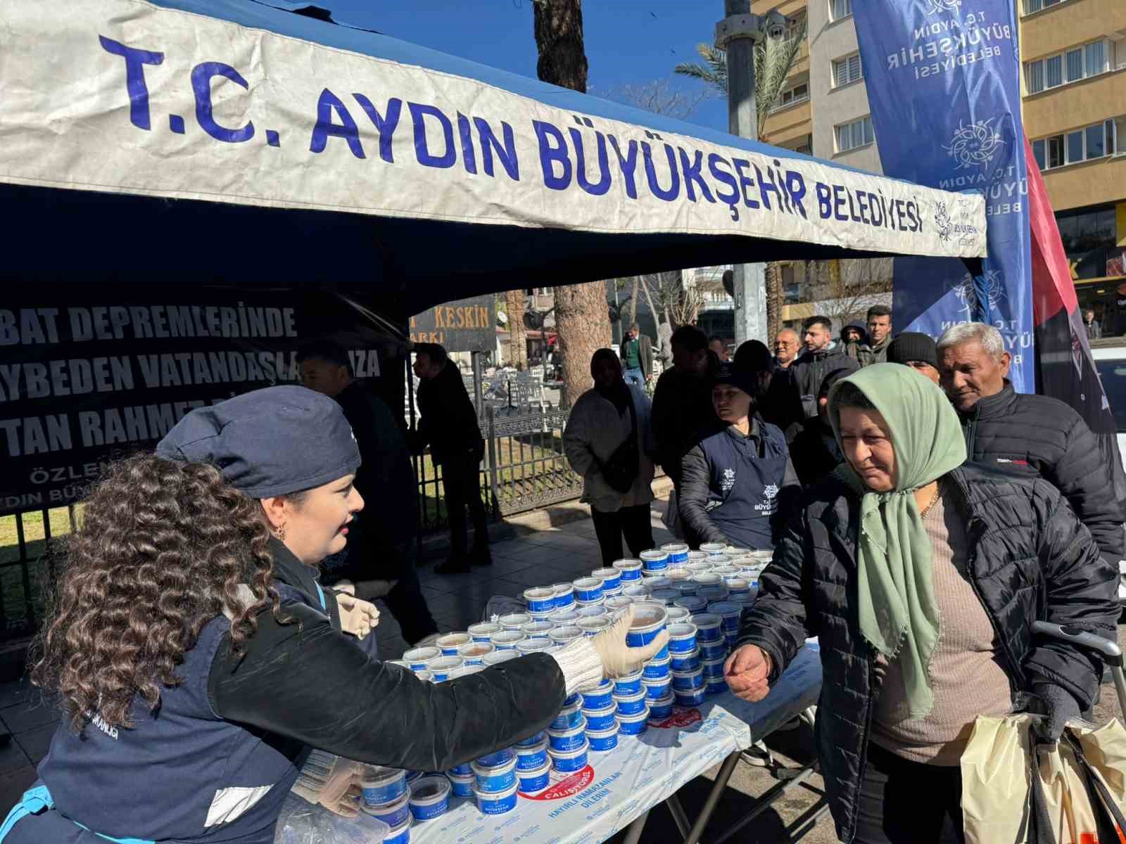 Büyükşehir, 6 Şubat’ın yıldönümünde helva hayrı yaptı
