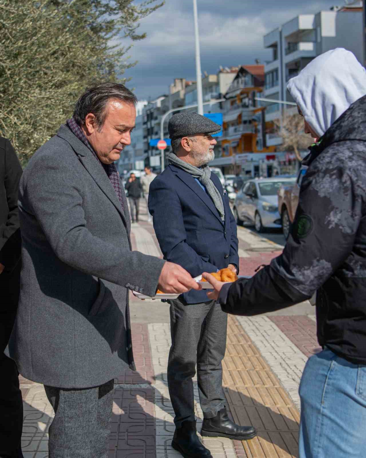 Kuşadası Belediyesi’nden anma etkinliği
