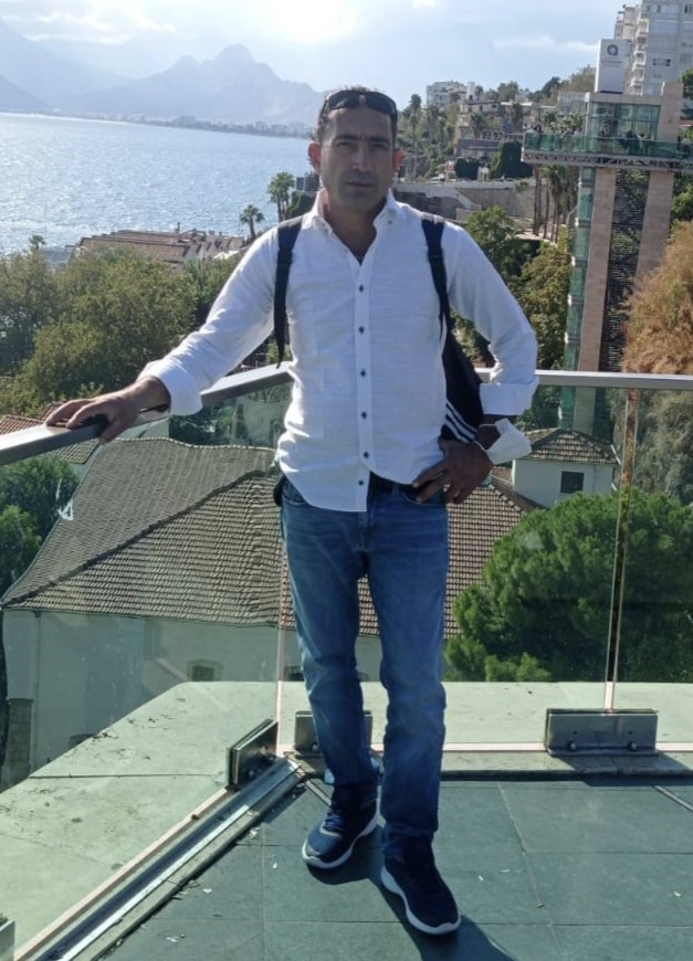 L&uuml;bnan&rsquo;dan İsrail&rsquo;e ge&ccedil;meye &ccedil;alışırken &ouml;ld&uuml;r&uuml;len T&uuml;rk vatandaşı son yolculuğuna uğurlandı
