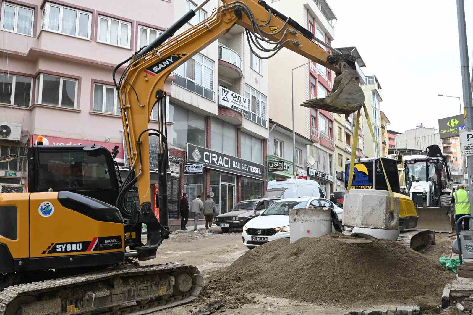 Demirci’de altyapı çalışmalarının yüzde 96’sı tamamlandı
