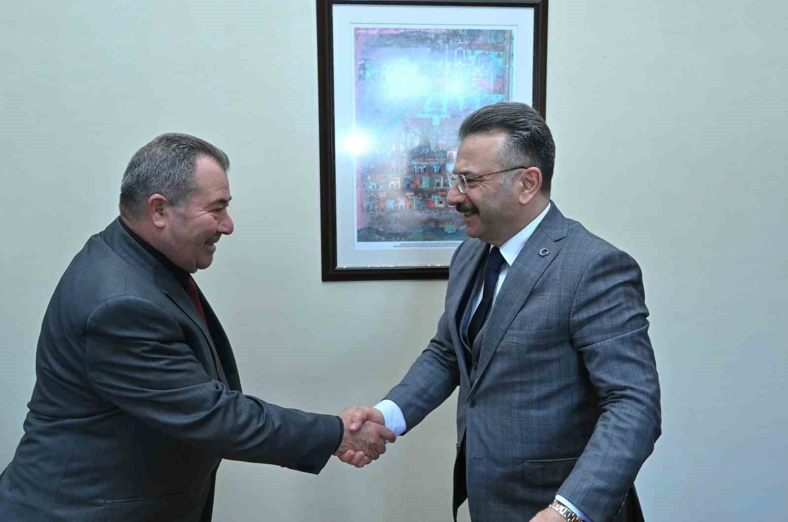 T&uuml;rkiye Sakatlar Derneği Eskişehir Şubesi&rsquo;nden Vali H&uuml;seyin Aksoy&rsquo;a ziyaret
