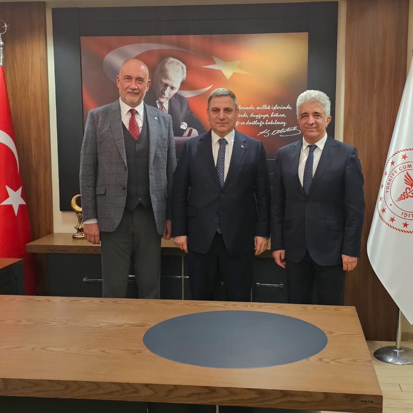 Eroğlu&rsquo;ndan Bakan Memişoğlu&rsquo;na ziyaret
