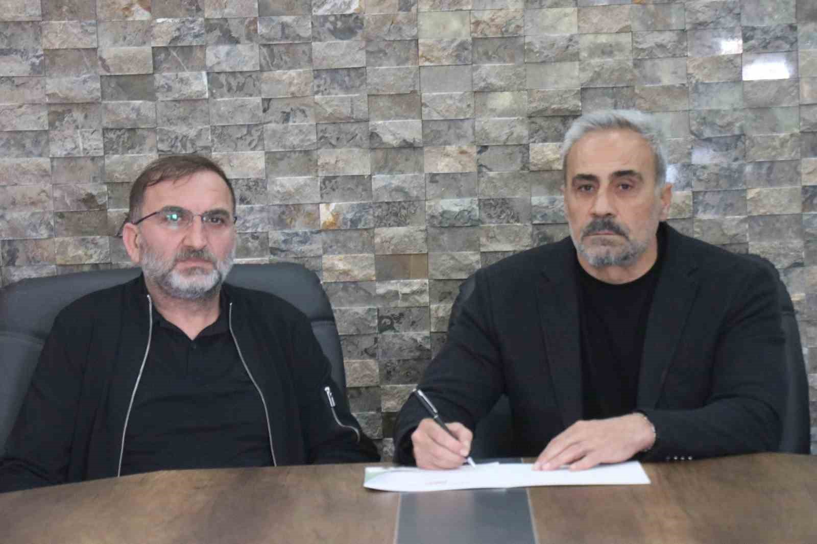 Sakaryaspor, Mustafa Dalcı ile yollarını ayırdı