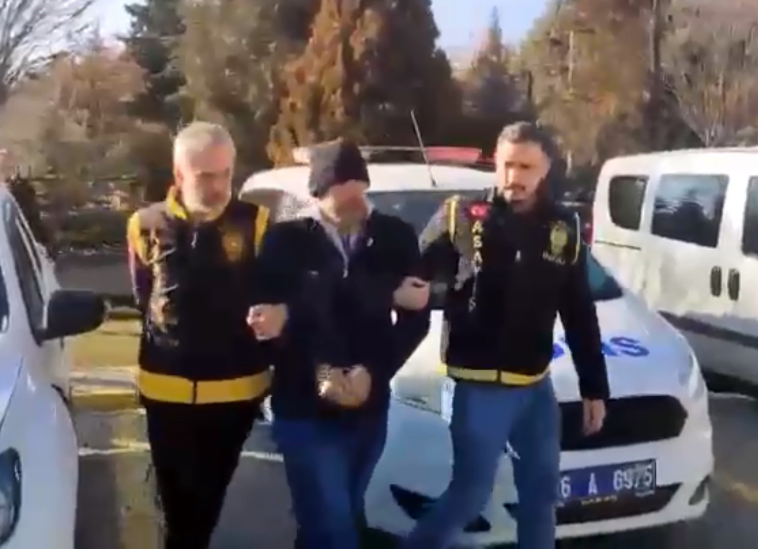 Sahte kimlikle 10 yıl kaçan firari, polisin operasyonuyla yakalandı