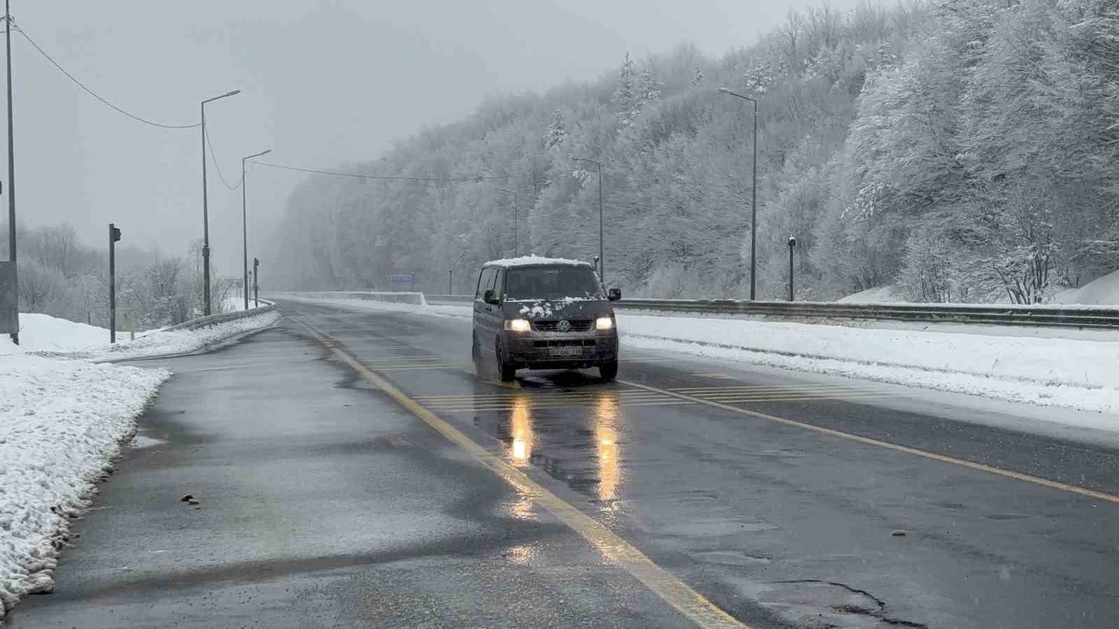 Bolu Dağı geçişinde ulaşım rahat sağlanıyor
